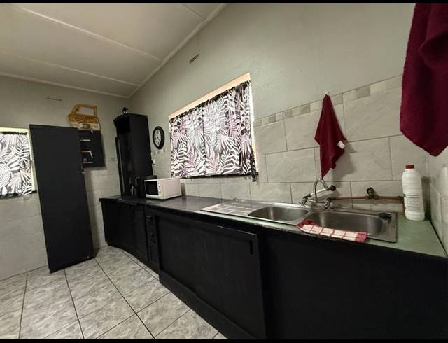 4 BEDROOM HOUSE FOR SALE IN VANDERBIJLPARK CE 1